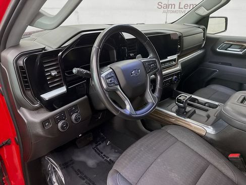 Used 2022 Chevrolet Silverado 1500 RST w/ Z71 Off-Road Package AWD/4WD image 10