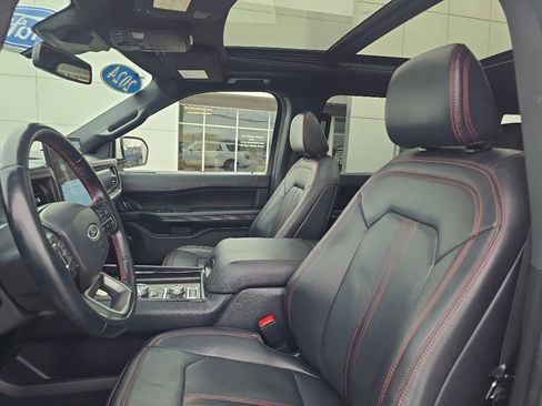 Used 2024 Ford Expedition Max Limited image 15