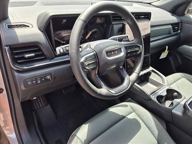 New 2027 GMC Terrain AT4 w/ Convenience Package III AWD/4WD image 3