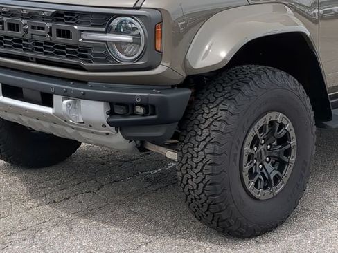 New 2025 Ford Bronco Raptor w/ Interior Carbon Fiber Pack AWD/4WD image 17