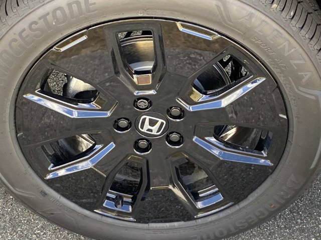 New 2026 Honda Pilot Black Edition image 6