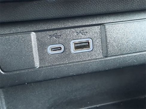 Used 2025 GMC Canyon Elevation w/ Convenience Package image 22