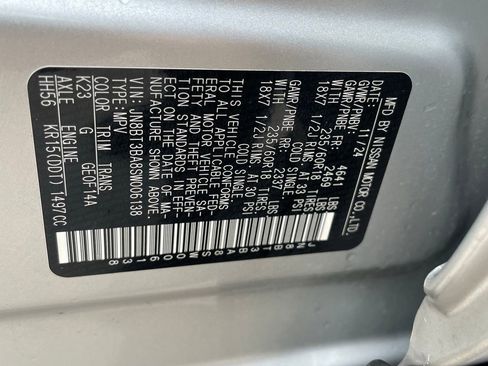 Used 2025 Nissan Rogue SV w/ SV Premium Package FWD image 28