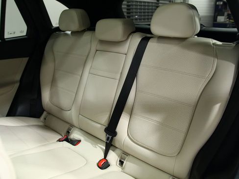 Certified 2023 Mercedes-Benz GLC 300 4MATIC image 29