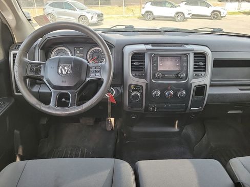 Used 2021 RAM 1500 Tradesman w/ Chrome Appearance Group image 10