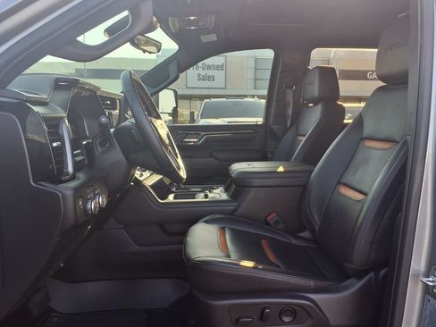 Used 2024 GMC Sierra 2500 AT4 w/ AT4 Premium Plus Package AWD/4WD image 16