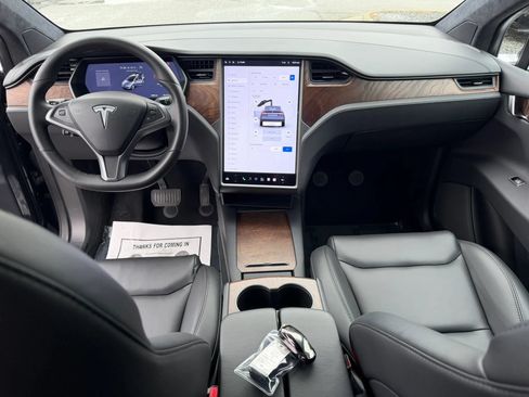 Used 2021 Tesla Model X Long Range AWD/4WD image 14
