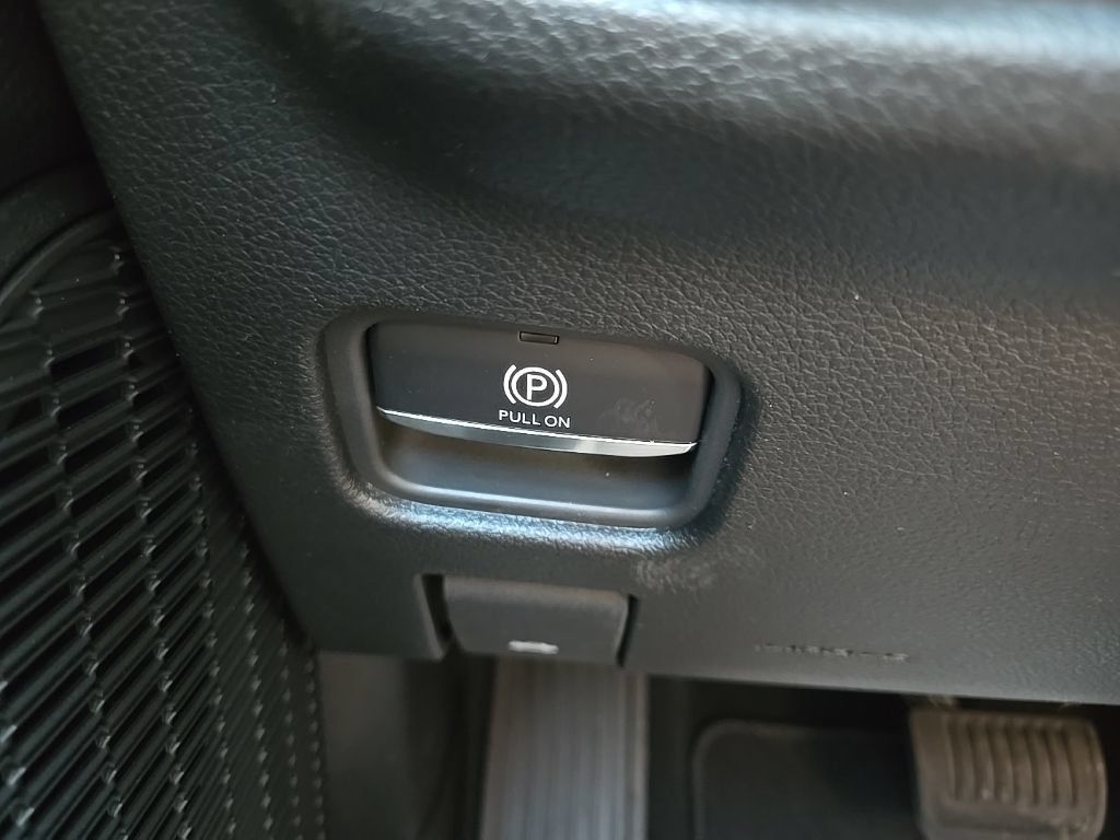 New 2026 Jeep Grand Cherokee L Limited w/ Limited Altitude Package AWD/4WD image 44