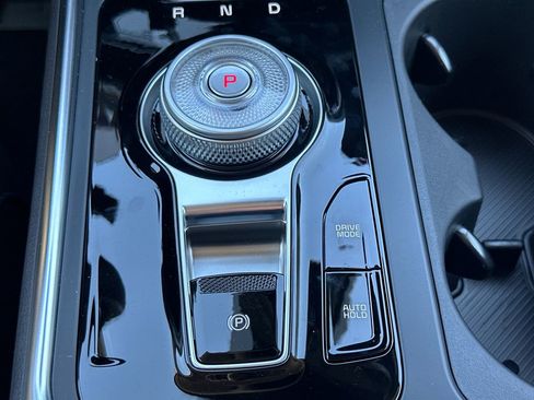 New 2026 Kia Carnival EX FWD image 28