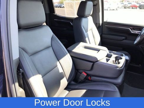 Used 2024 GMC Sierra 1500 SLT image 28