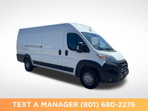 Used 2025 RAM ProMaster 3500 w/ Convenience Group FWD image 7