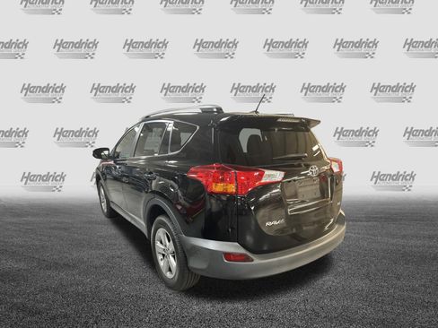 Used 2015 Toyota RAV4 XLE FWD image 9