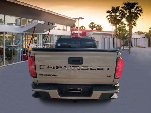 Used 2022 Chevrolet Colorado Z71 image 4