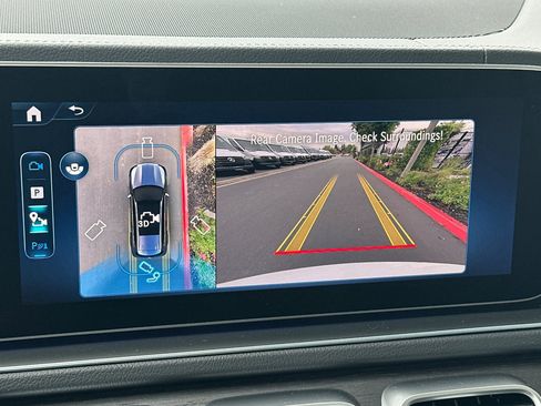 New 2026 Mercedes-Benz GLS 450 4MATIC image 21