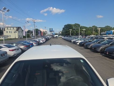 Used 2026 Nissan Frontier PRO-4X AWD/4WD image 11