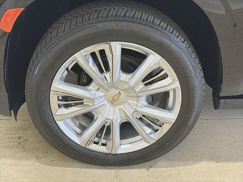 Used 2023 Chevrolet Tahoe High Country w/ Premium Package 2 image 25