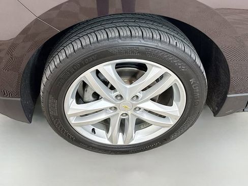 Used 2020 Chevrolet Equinox Premier AWD/4WD image 34