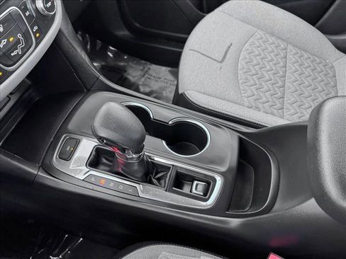 Used 2024 Chevrolet Equinox LS image 16