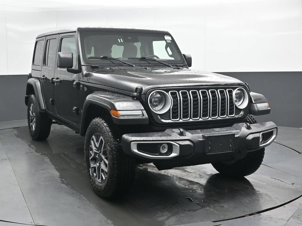 Used 2025 Jeep Wrangler Unlimited Sahara AWD/4WD image 6