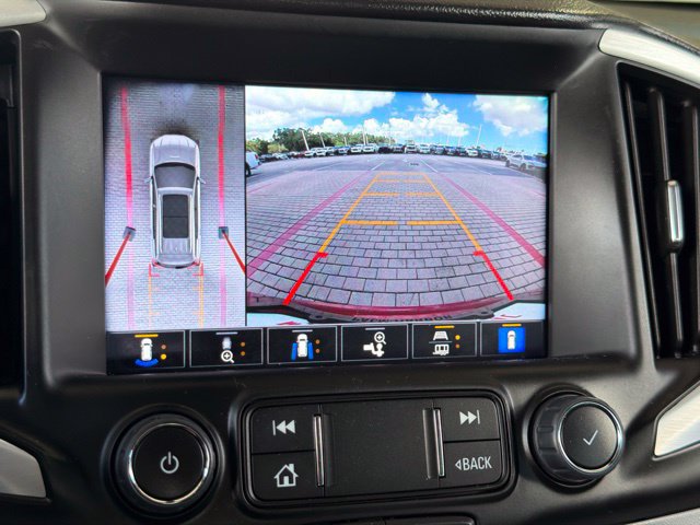 Used 2023 GMC Terrain SLT w/ Tech Package FWD image 28