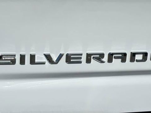 Used 2025 Chevrolet Silverado 2500 LT w/ Convenience Package AWD/4WD image 28