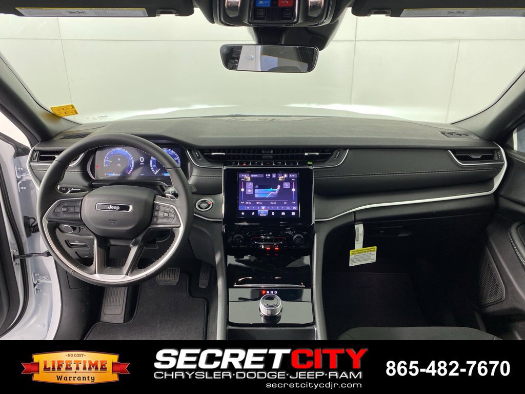 New 2026 Jeep Grand Cherokee Laredo X AWD/4WD image 30