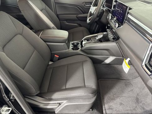 New 2026 GMC Canyon Elevation w/ Convenience Package image 11