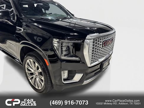 Used 2021 GMC Yukon Denali w/ Denali Premium Package AWD/4WD image 3