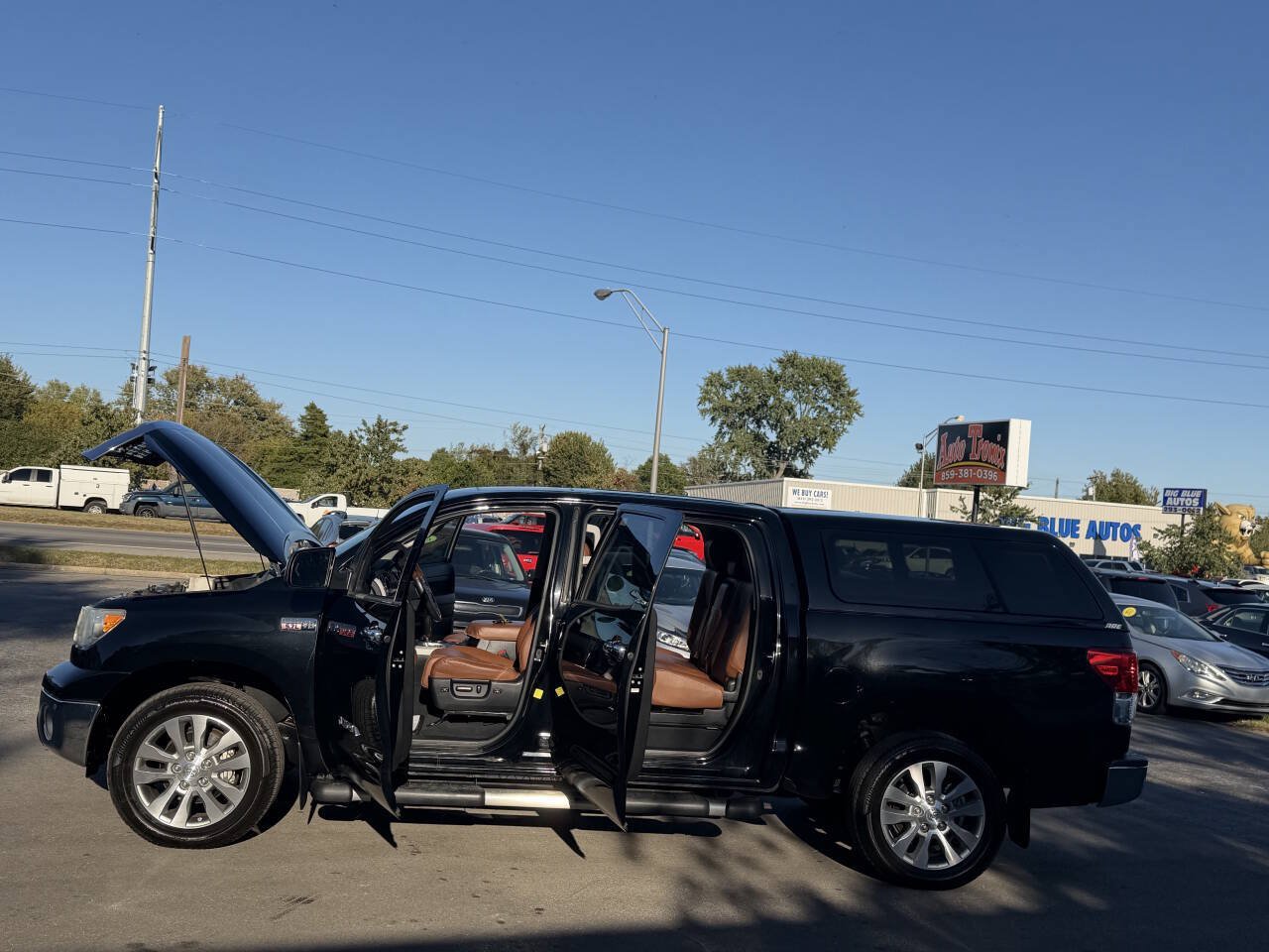 Used 2012 Toyota Tundra Limited w/ Platinum Pkg AWD/4WD image 26