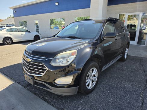 Used 2017 Chevrolet Equinox LT w/ Convenience Package FWD image 3