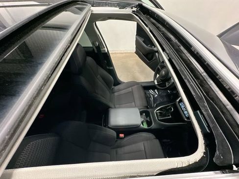 Certified 2025 Subaru Outback Premium AWD/4WD image 6