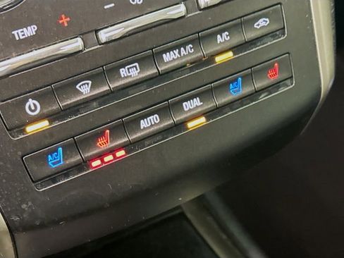 Used 2019 Lincoln MKC Reserve image 24