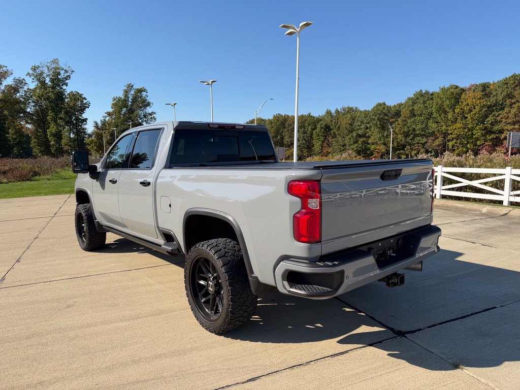 Used 2024 Chevrolet Silverado 3500 LTZ w/ LTZ Plus Package AWD/4WD image 4