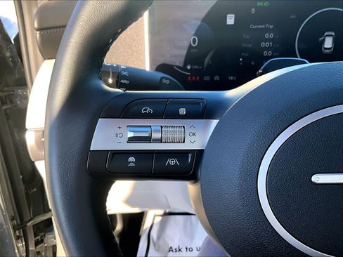 Used 2025 Hyundai Tucson SEL image 23