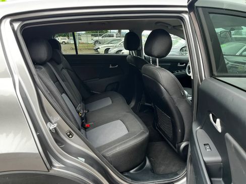 Used 2016 Kia Sportage LX AWD/4WD image 15