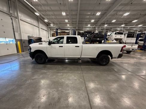 New 2026 RAM 2500 Tradesman AWD/4WD image 7
