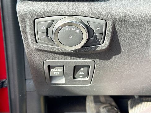 Used 2020 Ford F150 Lariat w/ Equipment Group 502A Luxury image 17