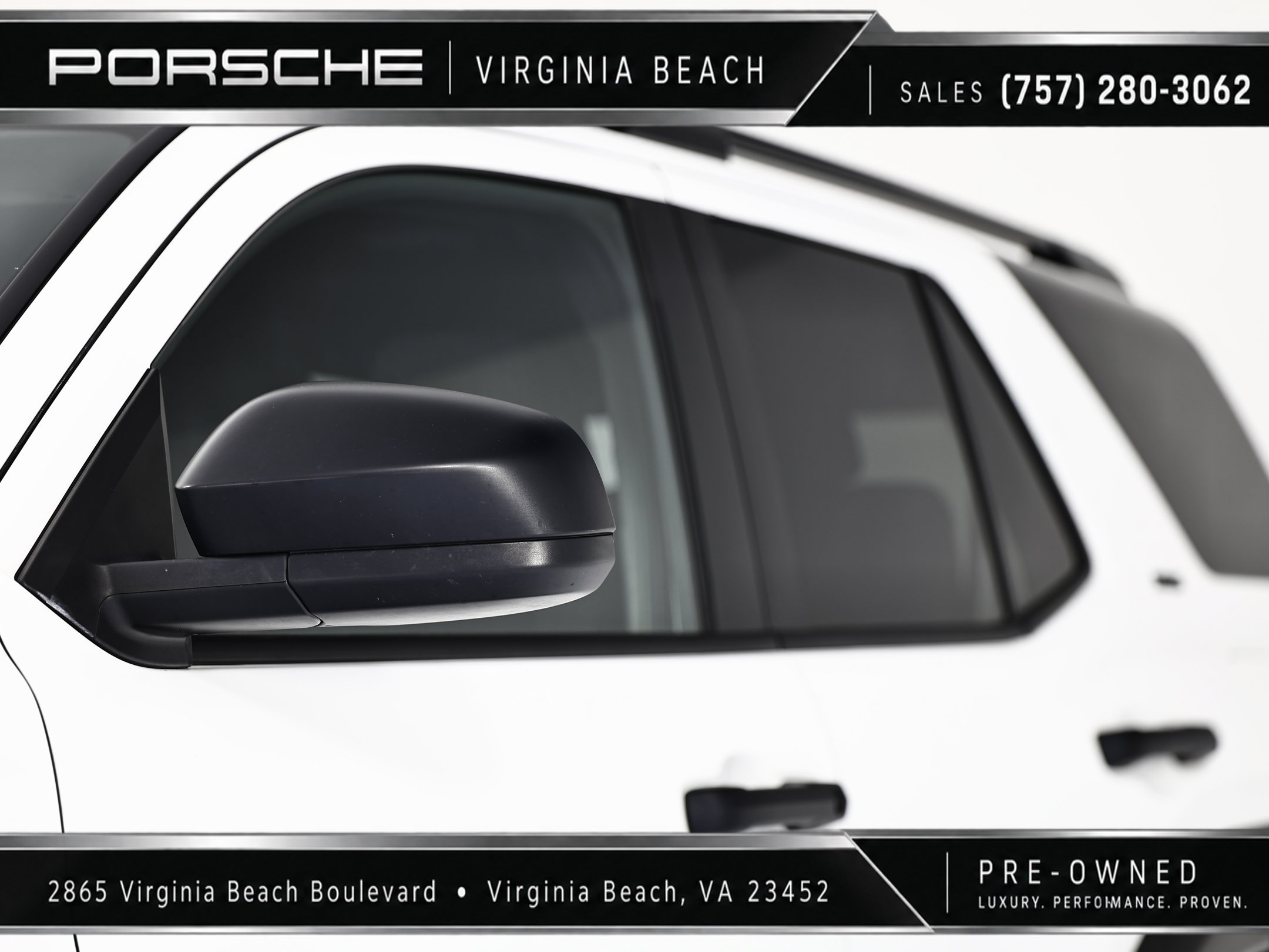 Used 2025 Toyota 4Runner SR5 AWD/4WD image 9