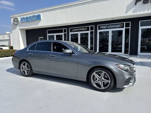 Used 2018 Mercedes-Benz E 300 4MATIC image 6