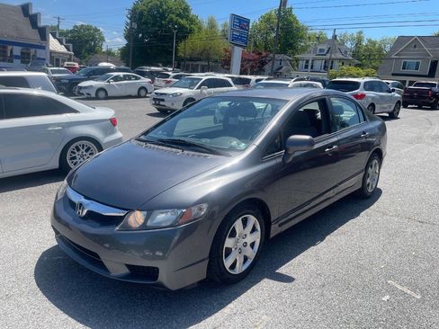 Used 2010 Honda Civic LX image 28