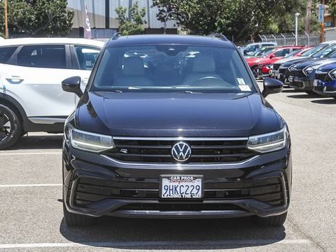 Used 2023 Volkswagen Tiguan SE R-Line FWD image 3