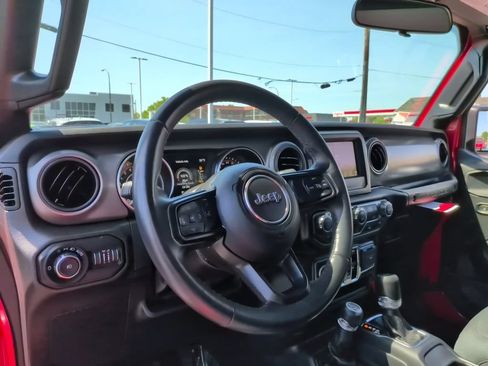 Used 2022 Jeep Wrangler Unlimited Sport AWD/4WD image 28