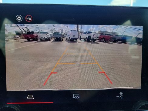 New 2025 GMC Canyon Elevation w/ Convenience Package image 21