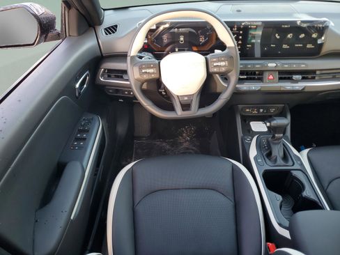 New 2026 Kia K4 GT-Line image 10