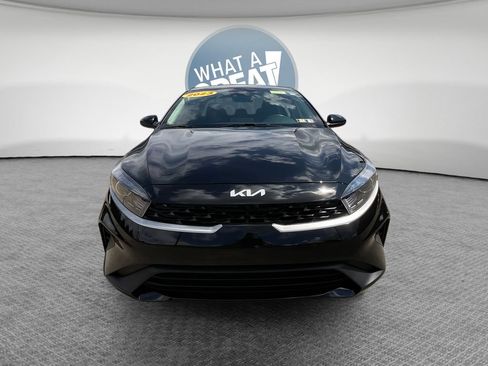 Used 2023 Kia Forte LXS FWD image 9