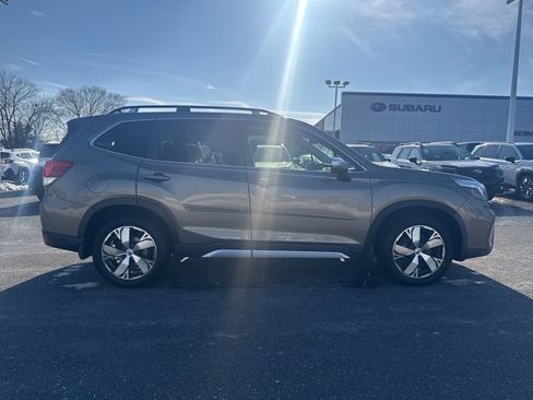 Used 2021 Subaru Forester Touring image 18