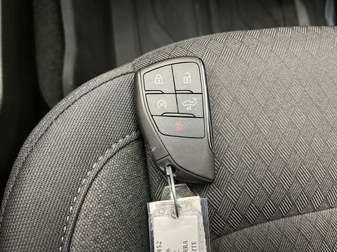 New 2026 GMC Sierra 1500 Elevation image 30