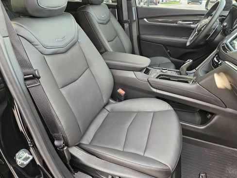 New 2026 Cadillac XT5 Sportv w/ LPO, Red Accent Package image 27