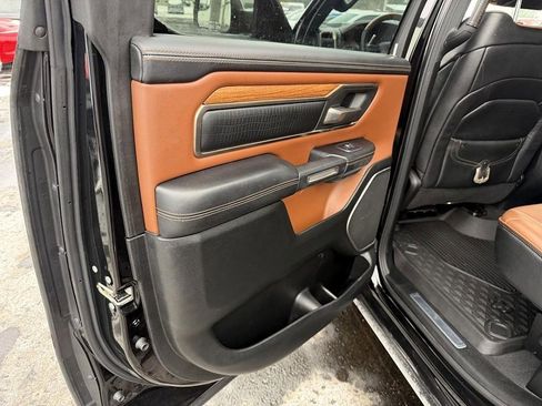 Used 2019 RAM 1500 Limited image 11