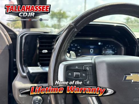 Used 2023 Chevrolet Silverado 1500 LTZ AWD/4WD image 17